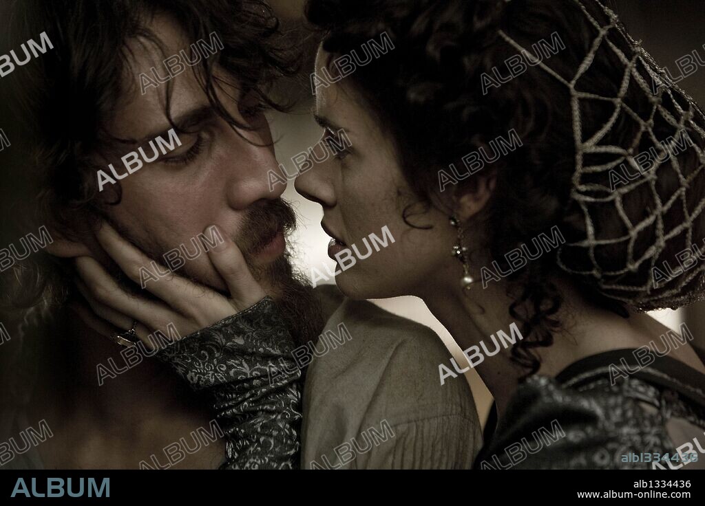 ALBERTO AMMANN y PILAR LOPEZ DE AYALA en LOPE, 2010, dirigida por ANDRUCHA WADDINGTON. Copyright ANTENA 3/CONSPIRAÇAO FILMES/IKIRU FILMS/EL TORO PICTURES.