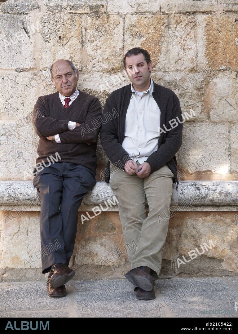 JESUS MATEO Y JOSE ANTONIO MARINA EN LA PRESENTACION DEL LIBRO DE LAS PINTURAS DE ALARCON.