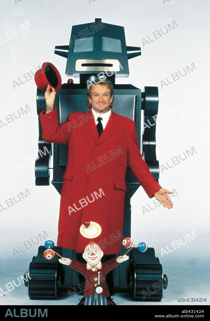 ROBIN WILLIAMS in TOYS, 1992, directed by BARRY LEVINSON. Copyright 20TH CENTURY FOX / GRACE, ARTHUR.