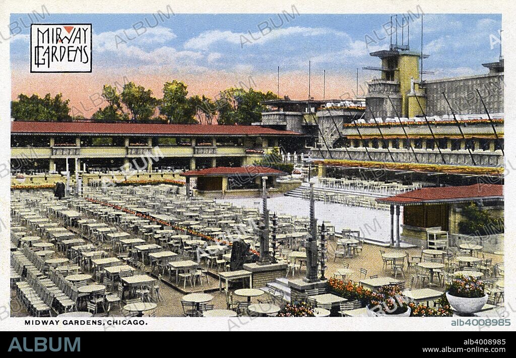 Midway Gardens, Chicago, Illinois, USA, 1915. Postcard view of Midway Gardens showing the dance floor and hundreds of tables and chairs. The interior of the outdoor structure is visible. Featuring a concert garden, restaurant and dance hall, the Midway Gardens complex was designed by Frank Lloyd Wright and completed in 1914. It was demolished in 1929.