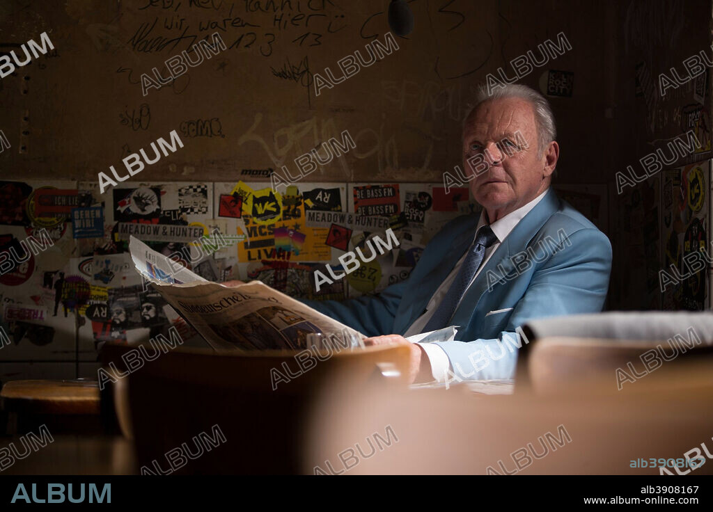 ANTHONY HOPKINS en PERSECUCIÓN AL LÍMITE, 2016 (COLLIDE), dirigida por ERAN CREEVY. Copyright DMG ENTERTAINMENT.