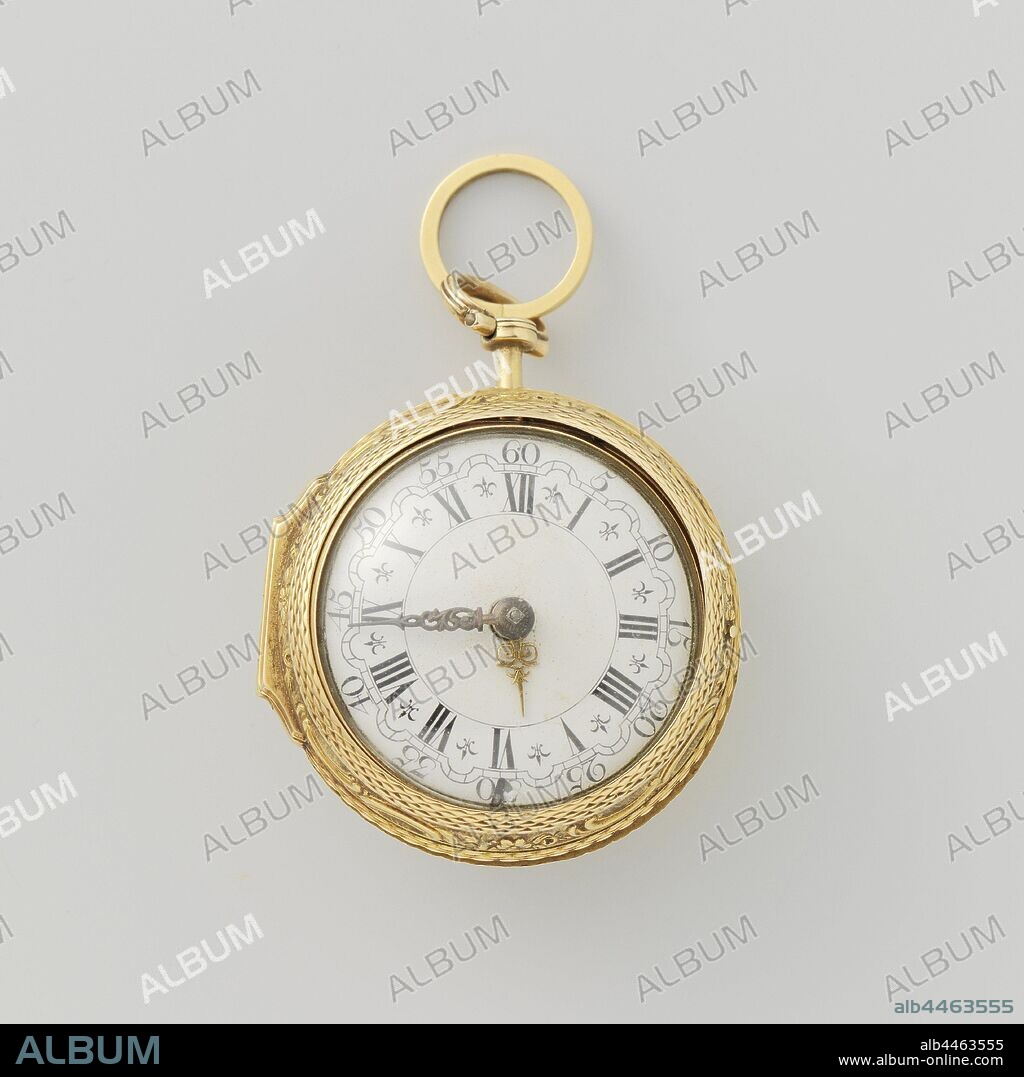 Watch Hector s farewell Gold watch with engraved and hammered