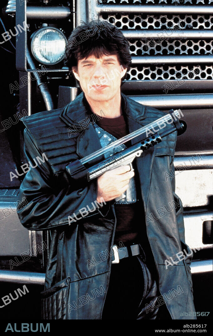 MICK JAGGER in FREEJACK, 1992, directed by GEOFF MURPHY. Copyright WARNER BROS/MORGAN CREEK.