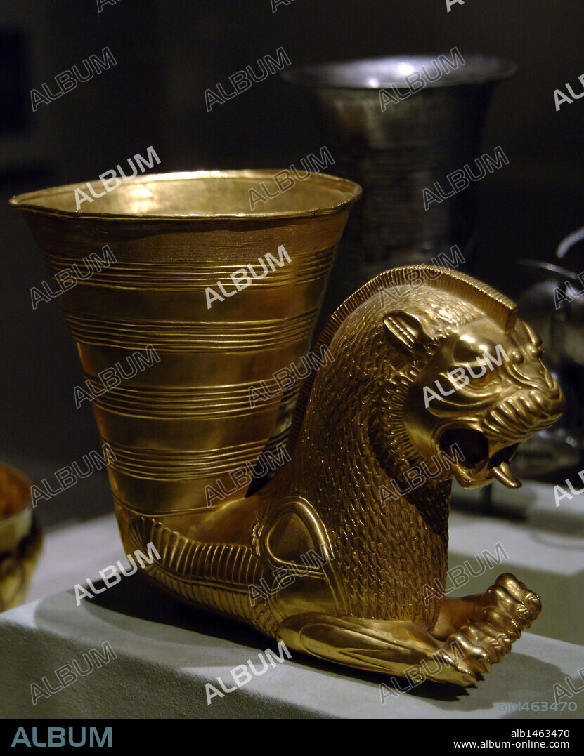 Persian-Achaemenid art. Islamic Republic of Iran. Gold rhyton decorated with a fantastic leonine creature. 5th Century BC. Metropolitan Museum of Art. New York. United States.
