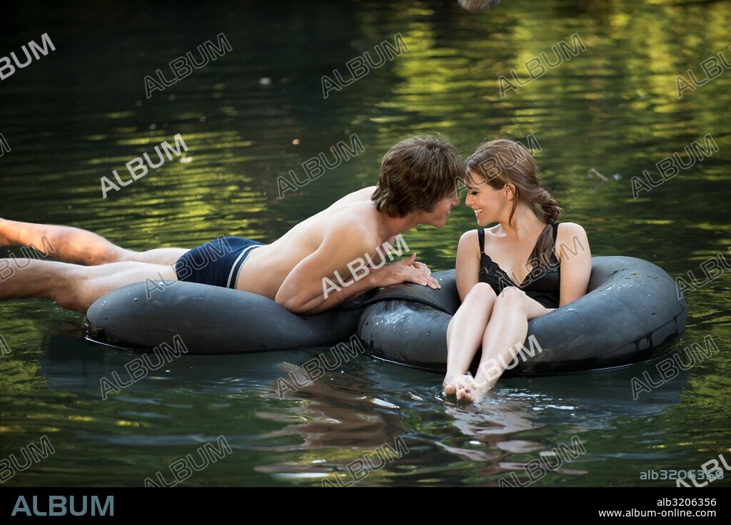 BLAKE JENNER y ZOEY DEUTCH en TODOS QUEREMOS ALGO, 2016 (EVERYBODY WANTS SOME! !), dirigida por RICHARD LINKLATER. Copyright ANNAPURNA PICTURES/DETOUR FILMPRODUCTION/PARAMOUNT PICTURES.