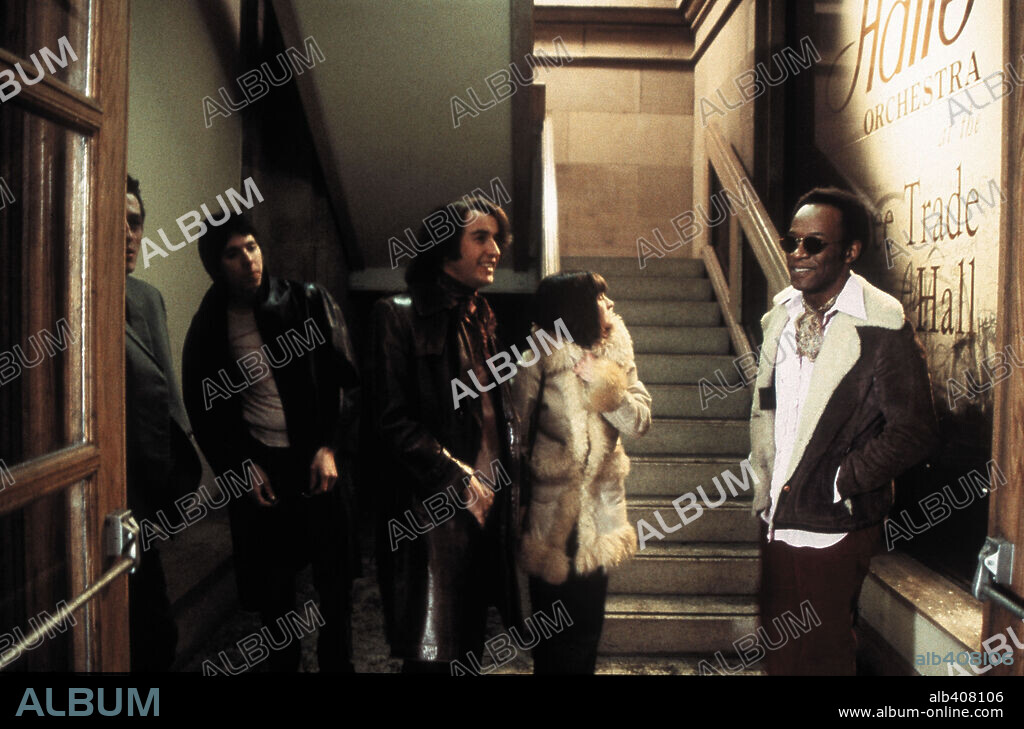 LENNIE JAMES, SHIRLEY HENDERSON y STEVE COOGAN en 24 HOUR PARTY PEOPLE, 2002, dirigida por MICHAEL WINTERBOTTOM. Copyright UNITED ARTISTS.