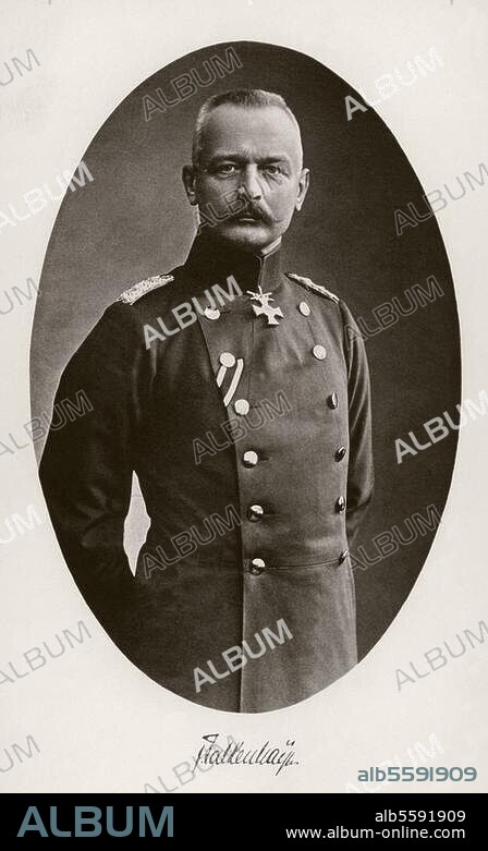 Falkenhayn, Erich von dt. Heerführer Burg Belchau (Kr. Thorn) 11.9.1861 - Schloß Lindstedt bei Potsdam 8.4.1922. Porträtaufnahme, um 1913.