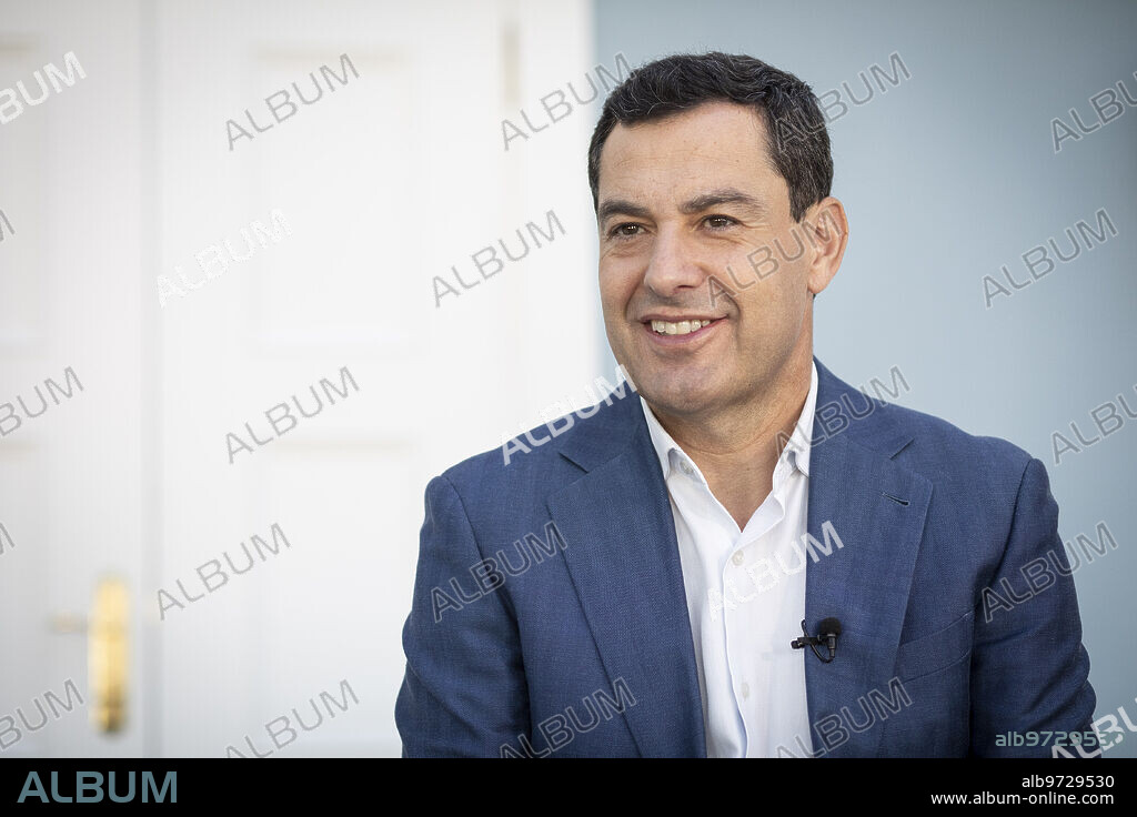 Granada, 09/06/2022. Entrevista al presidente de la junta de Andalucía, Juanma Moreno. Foto: Ángel L. Juárez. Archsev.