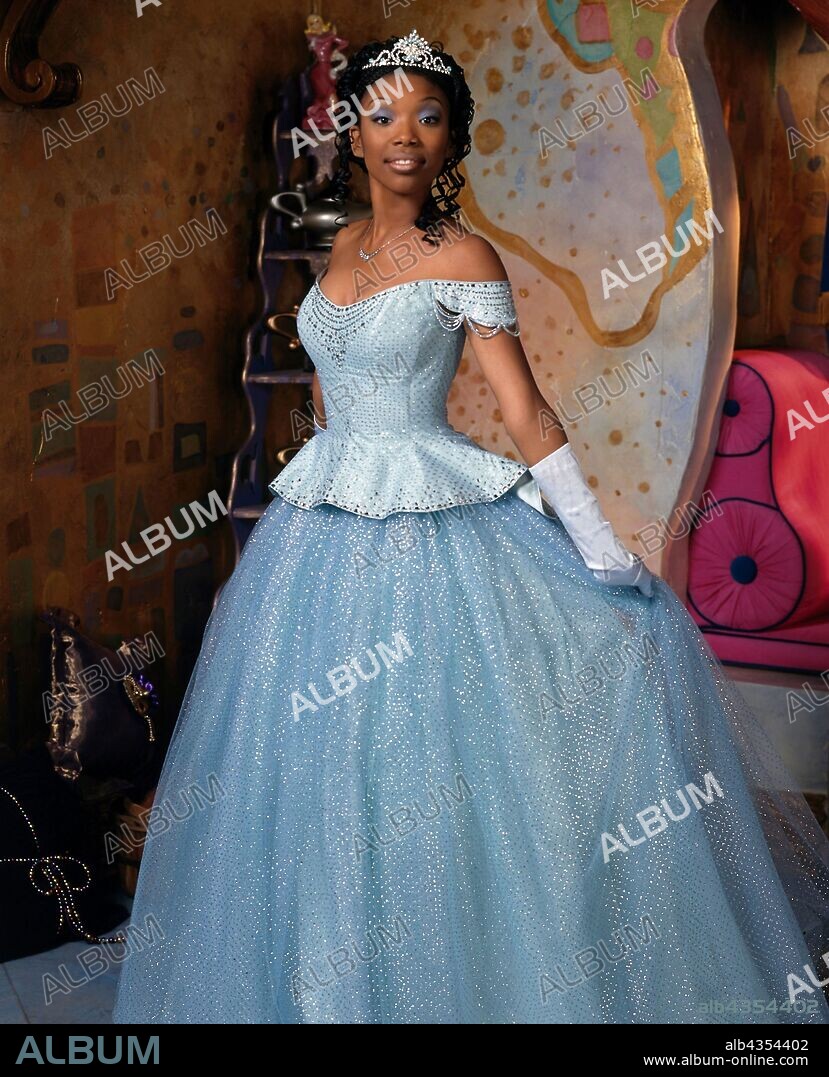 BRANDY NORWOOD in CINDERELLA, 1997, directed by ROBERT ISCOVE. Copyright WALT DISNEY TELEVISION.