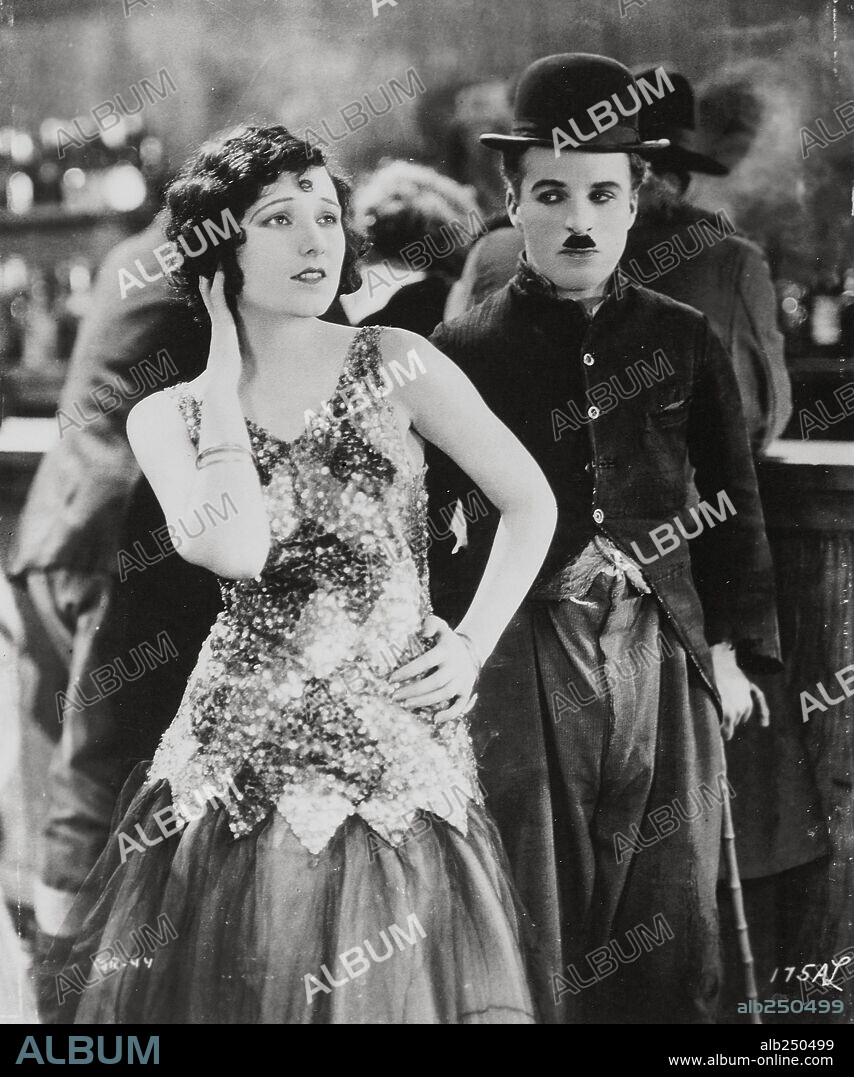 CHARLIE CHAPLIN y GEORGIA HALE en LA QUIMERA DEL ORO, 1925 (THE GOLD RUSH), dirigida por CHARLES CHAPLIN. Copyright UNITED ARTISTS.