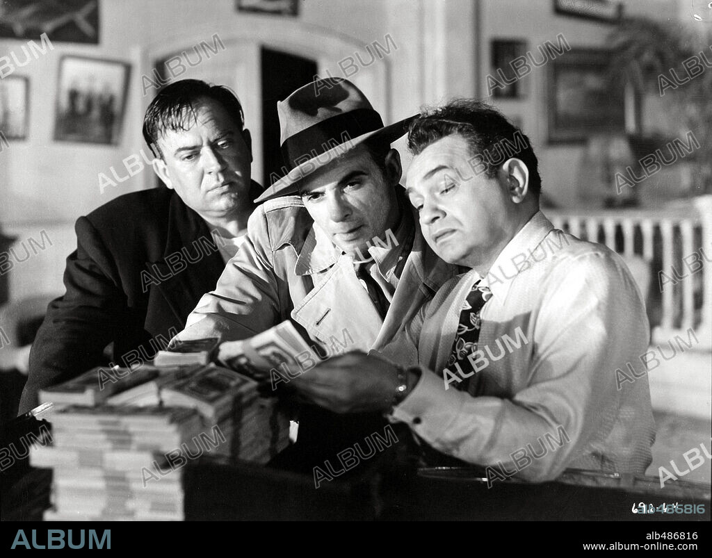 EDWARD G. ROBINSON, MARK LAWRENCE and THOMAS GOMEZ in KEY LARGO, 1948, directed by JOHN HUSTON. Copyright WARNER BROTHERS.