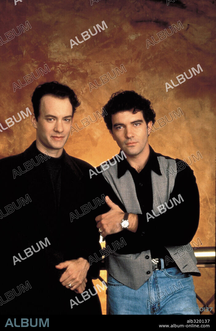 ANTONIO BANDERAS y TOM HANKS en PHILADELPHIA, 1993, dirigida por JONATHAN DEMME. Copyright TRI STAR PICTURES / REGAN, KEN.