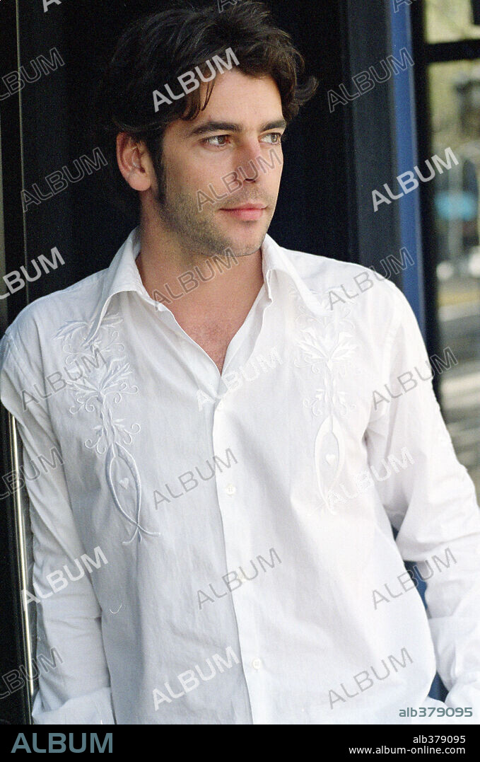 EDUARDO NORIEGA. 2002