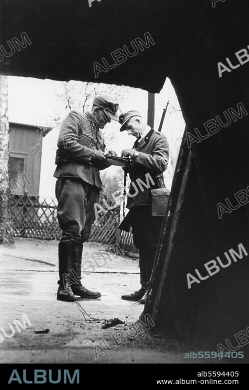 History, World War II, Germany, Battle of Berlin, 20th April to 2nd May. German militia (Volkssturm) in Berlin. Photo, 9th April 1945.