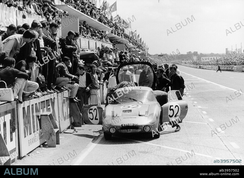 Rene Bonnet LM6, Le Mans 24 Hours, France, 1963. The car, driven by Jean-Pierre Manzon and Jean Rolland, failed to complete the race, crashing after 49 laps.
