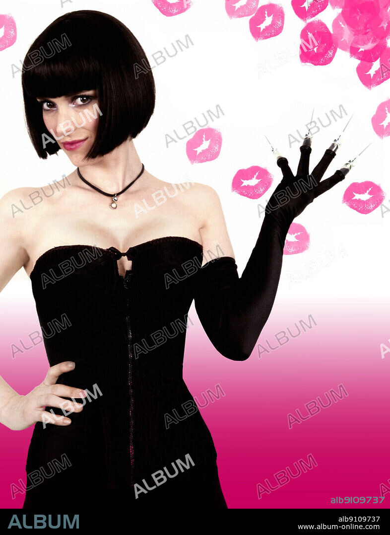 WINONA RYDER in SEX AND DEATH 101, 2007, directed by DANIEL WATERS. Copyright Anchor Bay Entertainment.