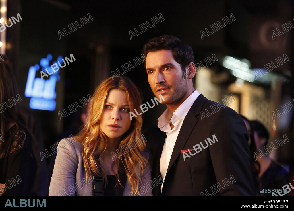 LAUREN GERMAN und TOM ELLIS in LUCIFER, 2016, unter der Regie von TOM KAPINOS. Copyright WARNER BROS. TELEVISION.