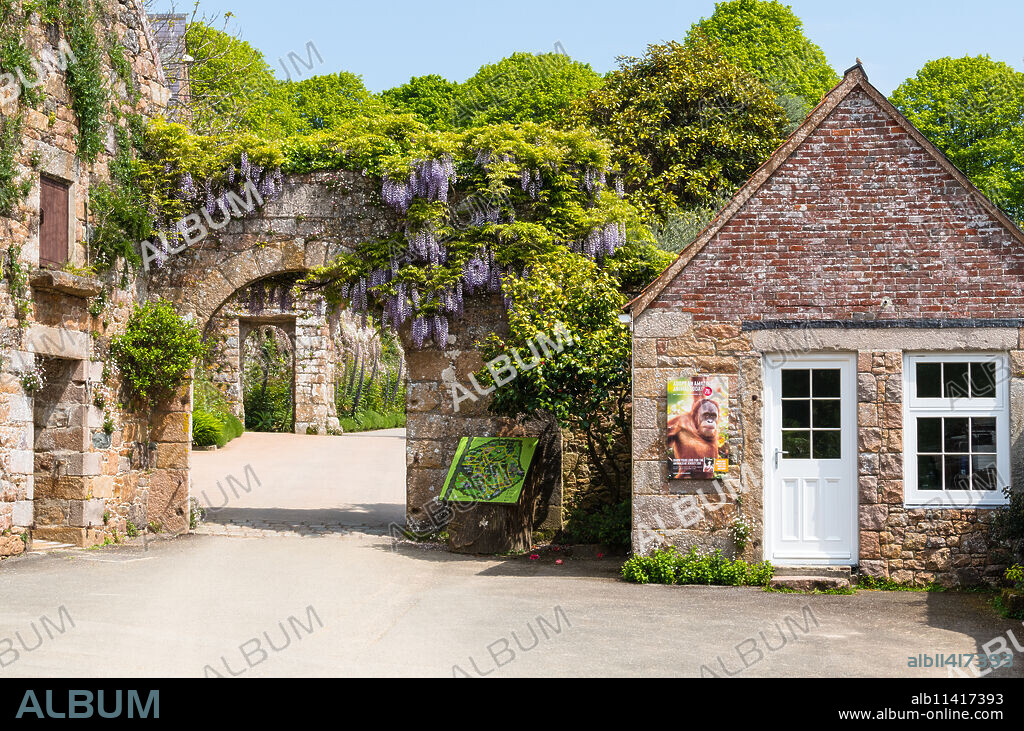 Jersey Zoo (Durrell Wildlife Conservation Trust), established by author and conservationist Gerald Durrell in 1959, Jersey, Channel Islands, Europe.