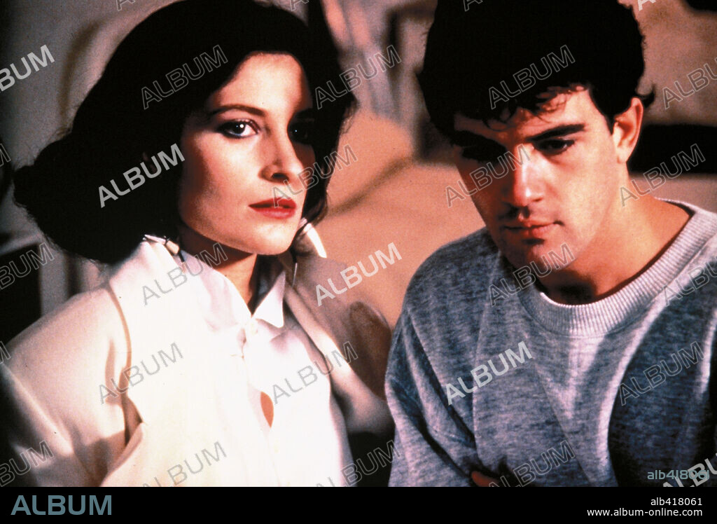 ANTONIO BANDERAS y ASSUMPTA SERNA en MATADOR, 1986, dirigida por PEDRO ALMODOVAR. Copyright TVE/COMPAÑIA IBEROAMERICANA DE TV / APARICIO, JORGE.