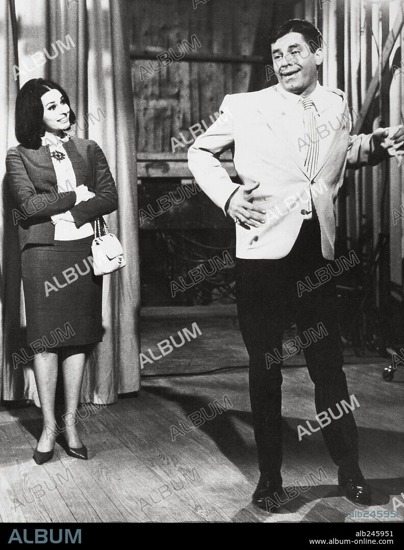 INA BALIN y JERRY LEWIS en JERRY CALAMIDAD, 1964 (THE PATSY), dirigida por JERRY LEWIS. Copyright PARAMOUNT PICTURES.