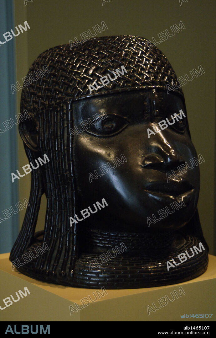 ARTE AFRICANO. NIGERIA. SIGLO XVI. CABEZA EN BRONCE DE UN OBA del antiguo Reino de Benín. Museo de Arte Nelson-Atkins (The Nelson-Atkins Museum of Art). KANSAS CITY. Estado de Missouri. Estados Unidos.