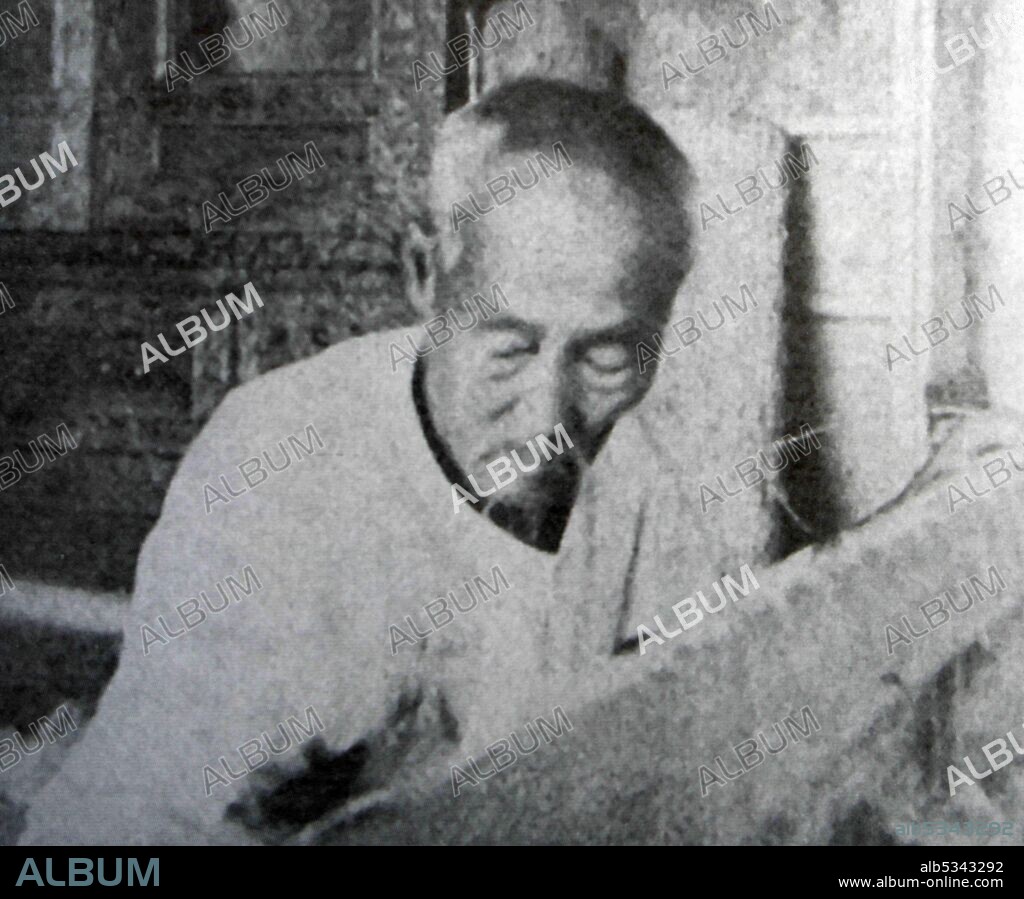 Kim Bo-Hyon (1871 - 1955) was a farmer from the South Pyongan province. He was the paternal grandfather of the founder of the Democratic People's Republic of Korea, Kim Il-sung.