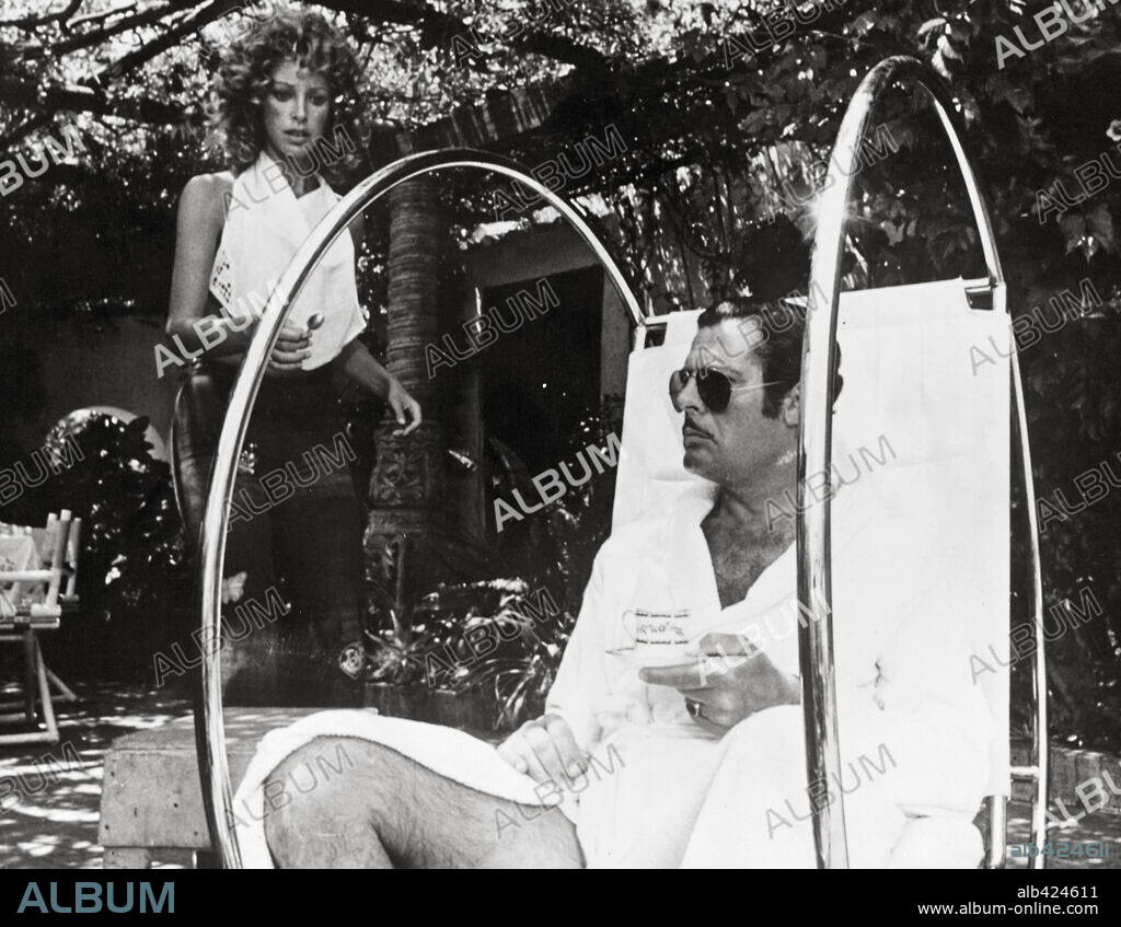 MARCELLO MASTROIANNI et SYDNE ROME dans QUOI?, 1972, réalisé par ROMAN POLANSKI. Copyright COMPAGNIA CINEMATOGRAFICA CHAMPION/LES FILMS CONCORDIA.