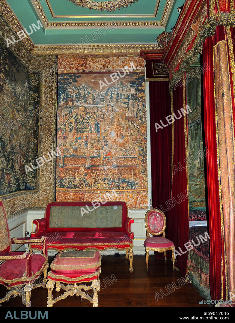 Queen Ann's bedroom at Warwick castle. (6 February 1665 1 August 1714[1]) became Queen of England, Scotland and Ireland on 8 March 1702. On 1 May 1707,.