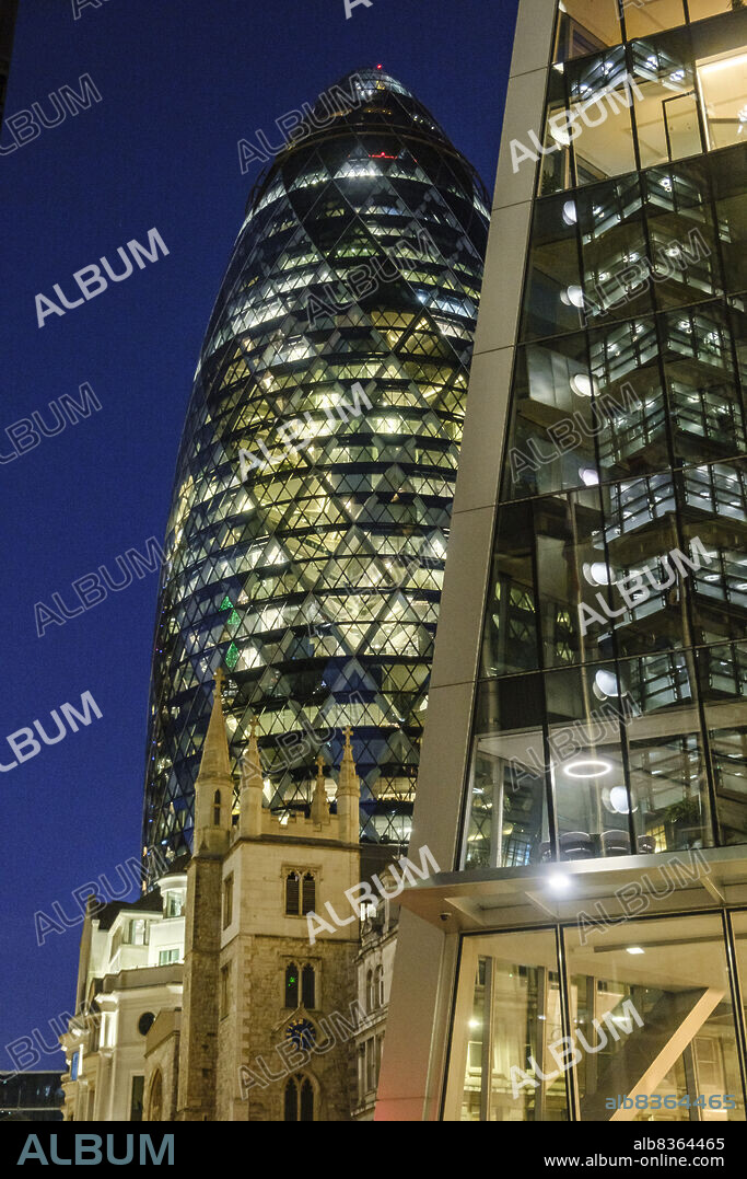 30 St Mary Axe, Gherkin Building, the city, London, England, Great Britain.