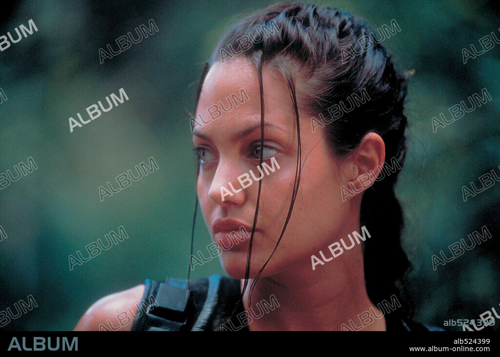 ANGELINA JOLIE in LARA CROFT: TOMB RAIDER, 2001, unter der Regie von SIMON WEST. Copyright PARAMOUNT PICTURES.
