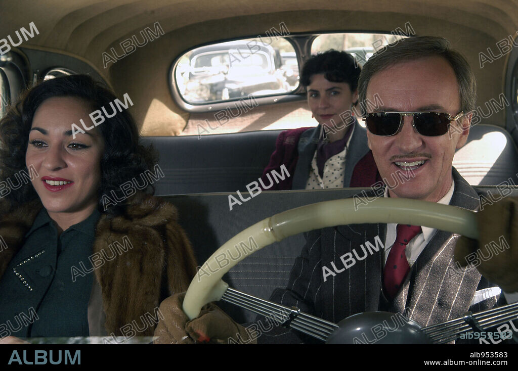 ANA FERNANDEZ, CARLOS HIPOLITO y GALA EVORA en LOLA, LA PELÍCULA, 2007, dirigida por MIGUEL HERMOSO. Copyright ANTENA 3 TELEVISION/PRODIGIUS AUDIOVISUAL.