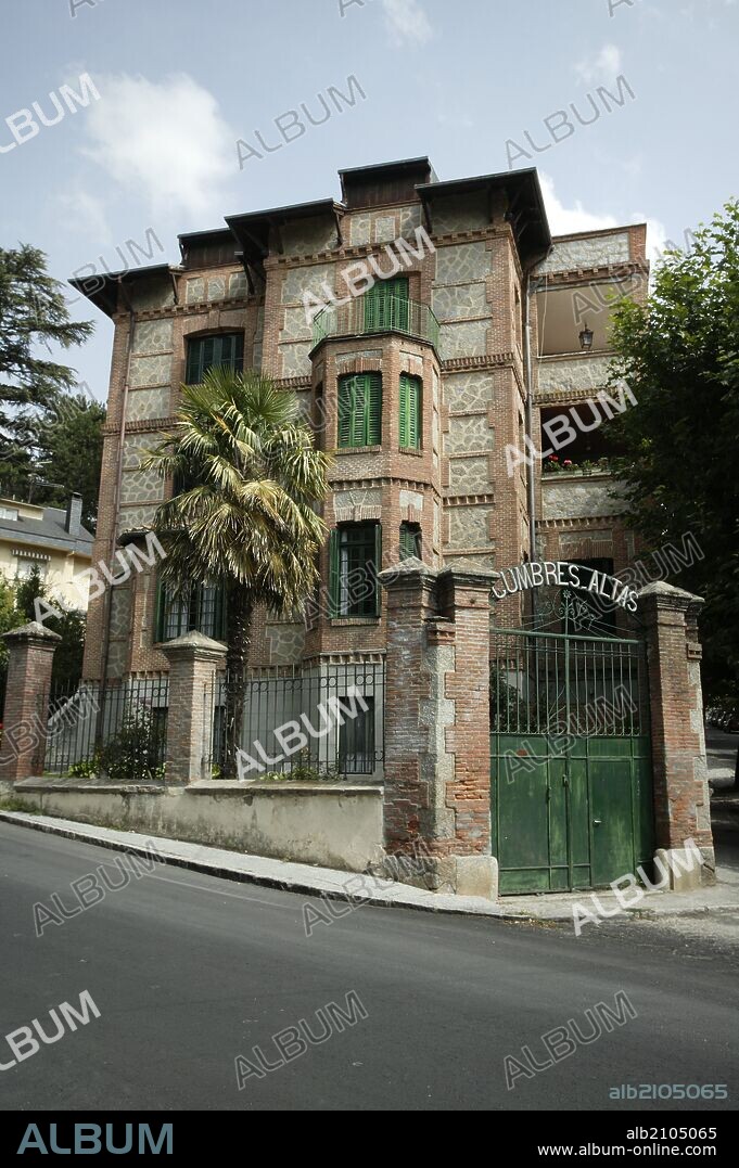 CASA "CUMBRES ALTAS".