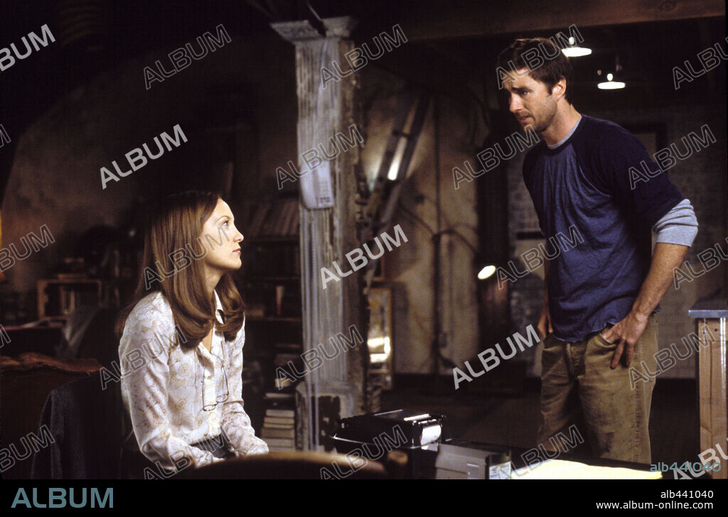 KATE HUDSON and LUKE WILSON in ALEX AND EMMA, 2003, directed by ROB REINER. Copyright Alex and Emma Productions, Inc / TENNER, SUZANNE.