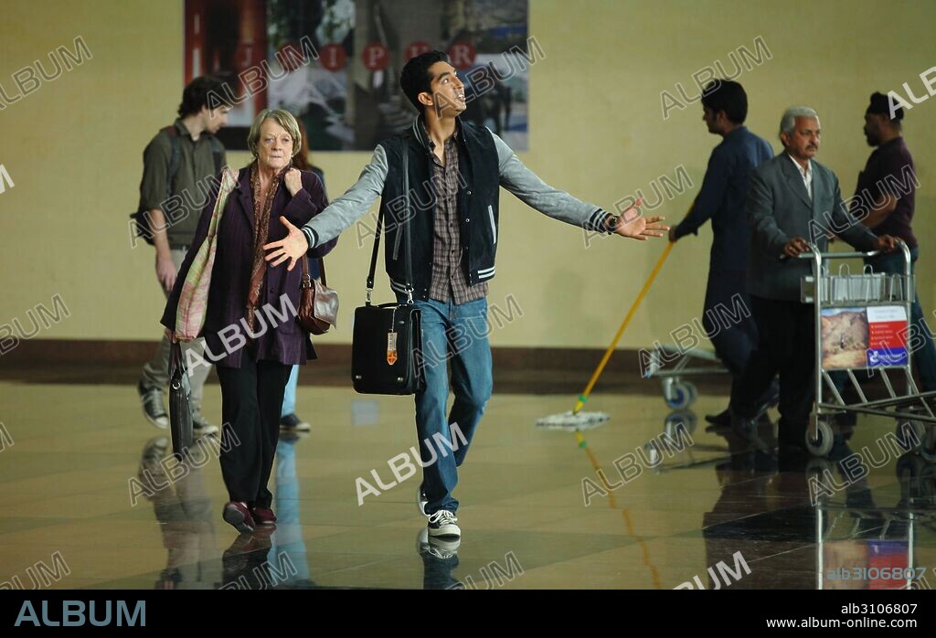 DEV PATEL y MAGGIE SMITH en EL NUEVO EXOTICO HOTEL MARIGOLD, 2015 (THE SECOND BEST EXOTIC MARIGOLD HOTEL), dirigida por JOHN MADDEN. Copyright BLUEPRINT PICTURES.