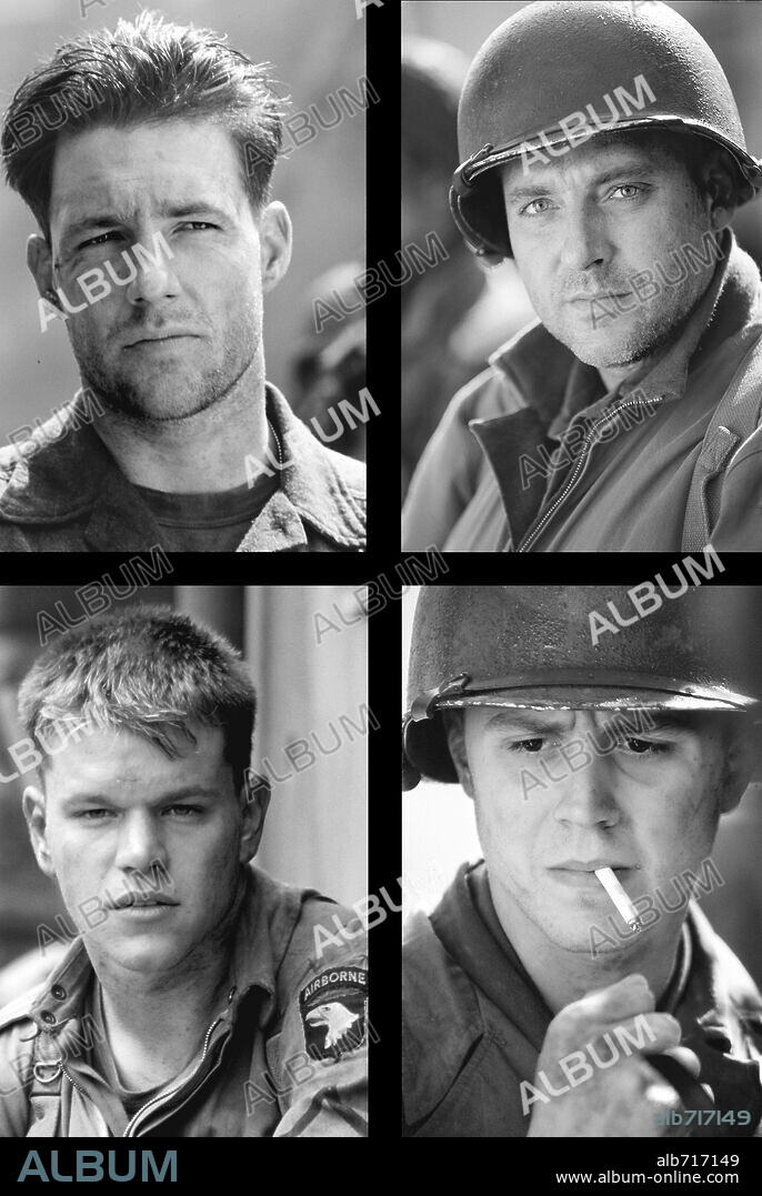 EDWARD BURNS, GIOVANNI RIBISI, MATT DAMON and TOM SIZEMORE in SAVING PRIVATE RYAN, 1998, directed by STEVEN SPIELBERG. Copyright DREAMWORKS.