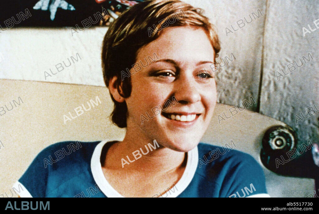 CHLOE SEVIGNY en KIDS, 1995, dirigida por LARRY CLARK. Copyright EXCALIBUR FILMS.
