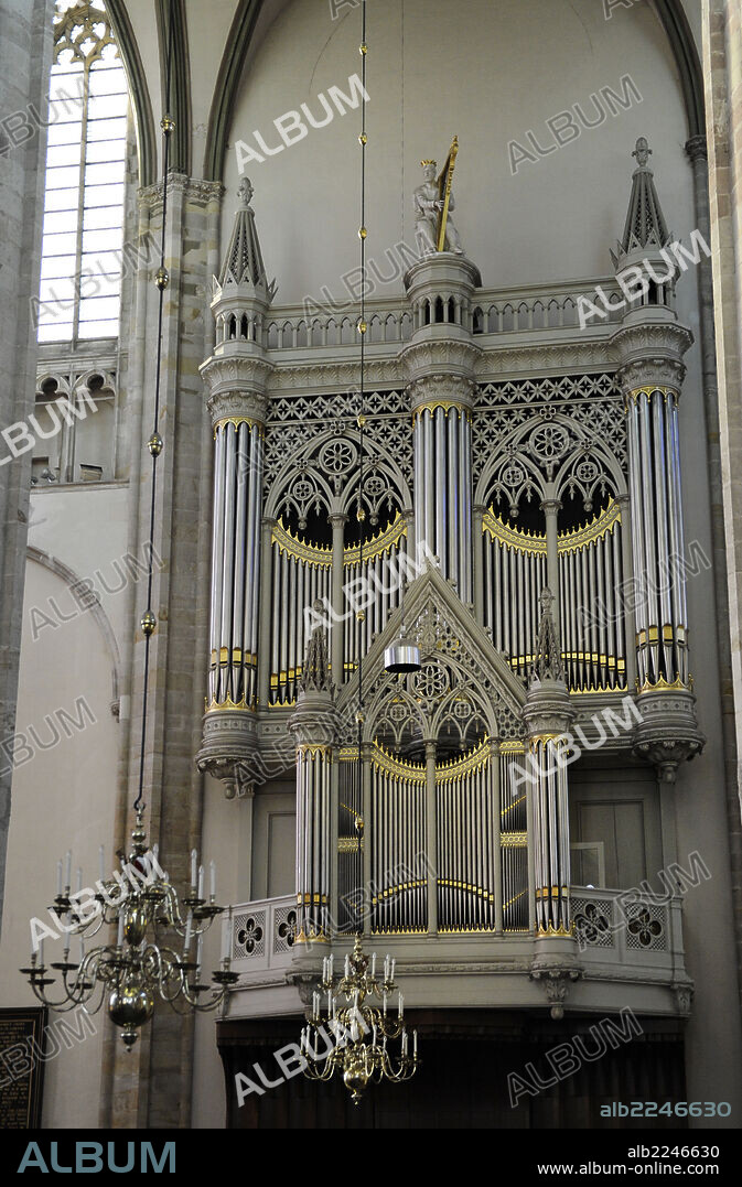 Catedral de San Martín. Organo de tubos, h. 1831. Utrecht. Países Bajos.