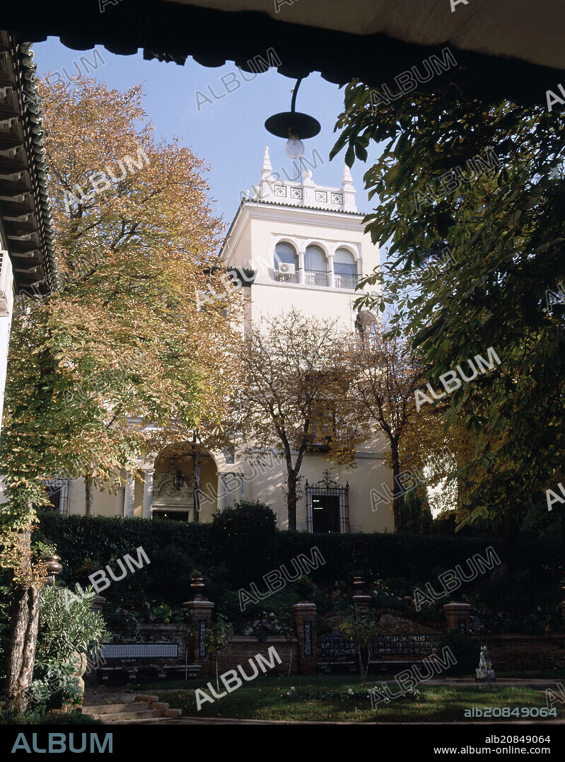 PALACIO DE LA TRINIDAD EN LA C/ FRANCISCO SILVELA 82- SEDE DEL INSTITUTO CERVANTES DE MADRID- 1920.