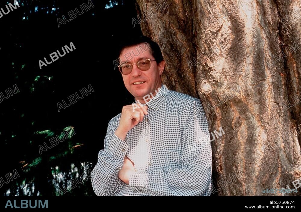 Cambreling, Sylvain franz. Dirigent; geb. Amiens 2.7.1948. Porträtaufnahme, 1997.
