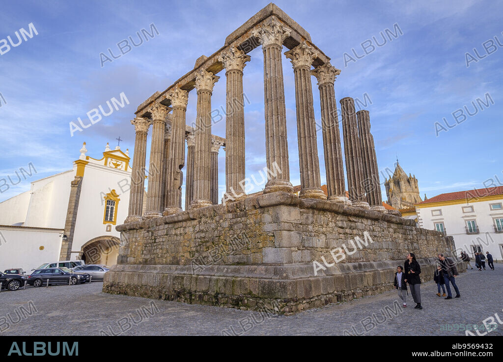 Templo romano de Évora, Templo de Diana, siglo I a.c., Évora, Alentejo, Portugal.