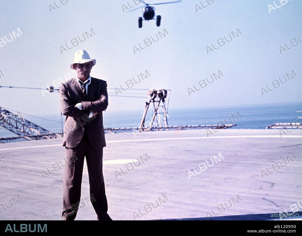 GIAN-MARIA VOLONTE in THE MATTEI AFFAIR, 1972 (IL CASO MATTEI), directed by FRANCESCO ROSI. Copyright VIDES / FRANCO CRISTALDI.