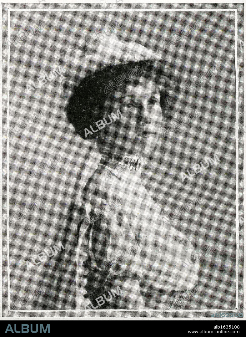 Lady Rothes. Passengers on RMS Titanic. Photograph of Lady Rothes, who was saved from the Titanic. She is reported as 'resting at the Ritz-Carlton Hotel in New York after landing from the Carpathia'. The countess of Rothes apparently showed great courage during the hours in the boars. An A.B. of the Titanic says 'There was a woman in my boat as was a woman. She was the Countess of Rothes. I was one of those who was ordered to man the boats, and my place was in No. 8 boat. There were thirty-five of us in that boat, mostly women, but some men along with them. I was in command, but I had to row and I wanted someone at the tiller. When I saw the way she was carrying herself and heard the quiet, determined was she spoke to the others, I knew she was more of a man than any we had on board, and I put her in command. I put her at the tiller, and she was at the tiller when the Carpathis came along five hours later.' Several ladies proved themselves to be efficient oarswomen. Titanic was built by Harland & Wolff in Belfast Ireland during 1910 - 1911 and later sank on April 15th 1912 off the coast of New Foundland after striking an iceberg during her maiden voyage from Southampton, England to New York, USA, with the loss of 1,522 passengers and crew. (Photo by Titanic Images/Universal Images Group).