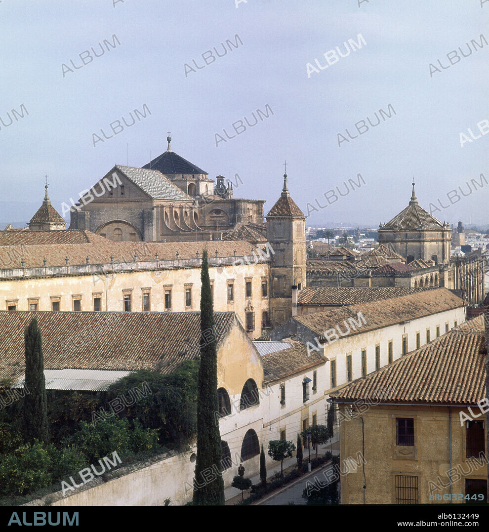PANORAMICA DE LA CATEDRAL MEZQUITA DE CORDOBA DESDE EL ALCAZAR - FOTO AÑOS 60.