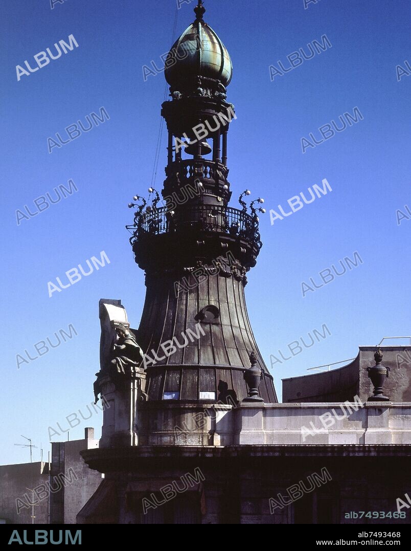 EDIFICIO BANESTO CALLE ALCALA CON SEVILLA - CHAPITEL CON RELOJ Y CAMPANARIO - FOTO AÑOS 80.