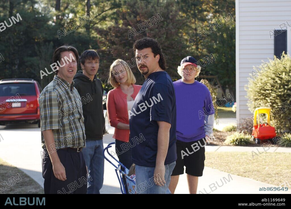 BO MITCHELL, DANNY MCBRIDE, JENNIFER IRWIN, JOHN HAWKES and STEVE LITTLE in EASTBOUND & DOWN-TV, 2009, directed by BEN BEST, DANNY MCBRIDE and JODY HILL. Copyright Enemy MIGS Productions / HBO/ Gary Sanchez productions.