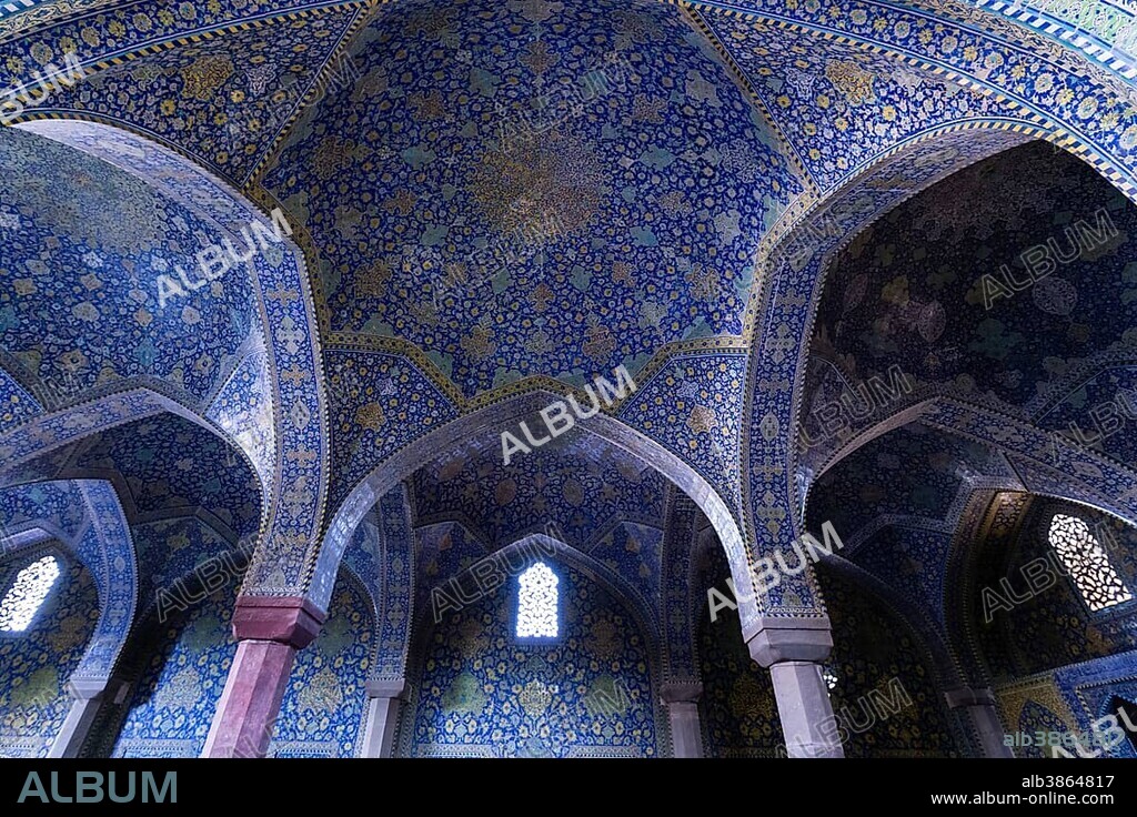 Inside Masjed-e Shah or Shah Mosque, Naqsh-e Jahan or Imam Square, Esfahan, Iran