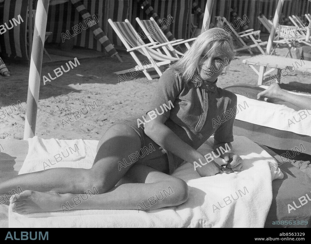 Orig. bildtext... AL XXVIII FESTIVAL CINEMATOGRAFICO DI VENEZIA Nella foto: l'attrice svedese Ingrid Thulin protagonista del film fuori con corso per la sua audacitá Giochi di Notte. Anm. Filmfestivalen i Venedig CD442 persons: INGRID THULIN sites: VENEDIG;ITALIEN;SVERIGE*.