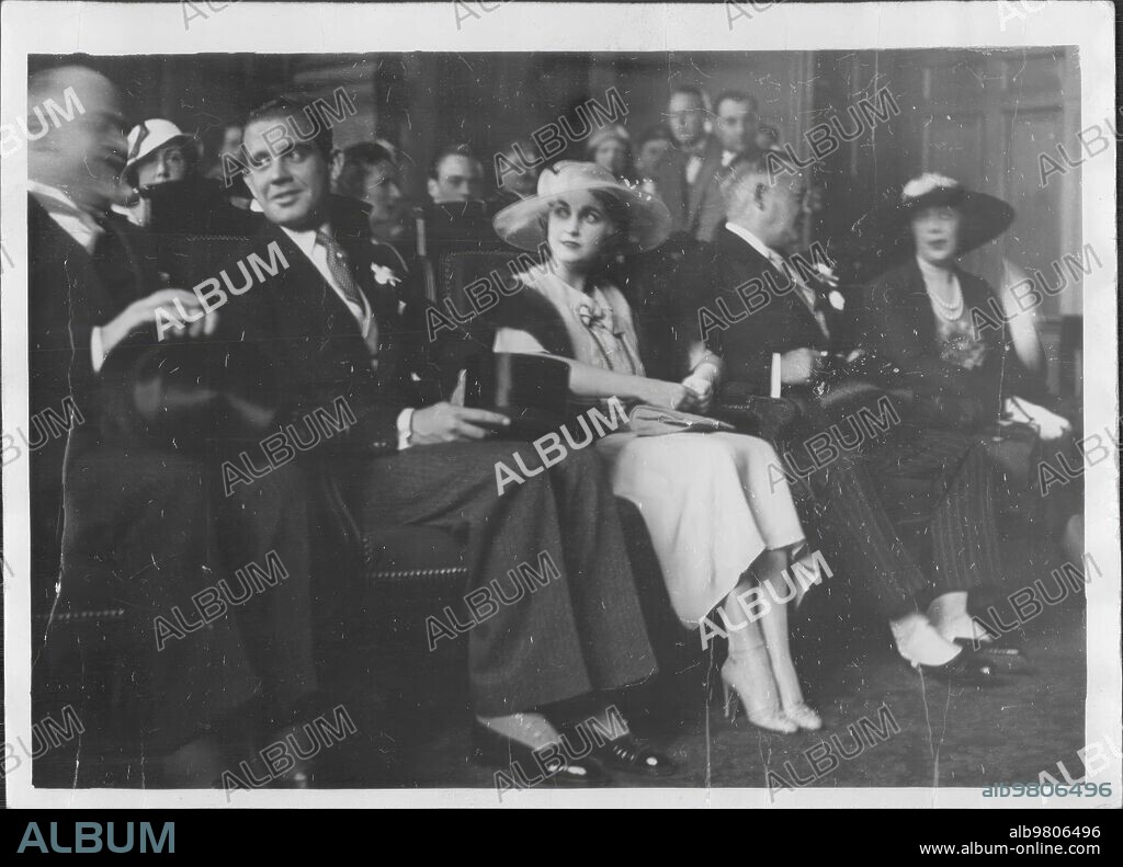 19 junio 1933. Boda de la Millonaria Barbara Hutton con el príncipe Alexis Mdivani.
