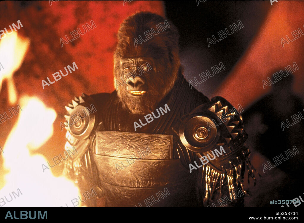 MICHAEL CLARKE DUNCAN in PLANET OF THE APES, 2001, directed by TIM BURTON. Copyright 20TH CENTURY FOX / EMERSON, SAM.