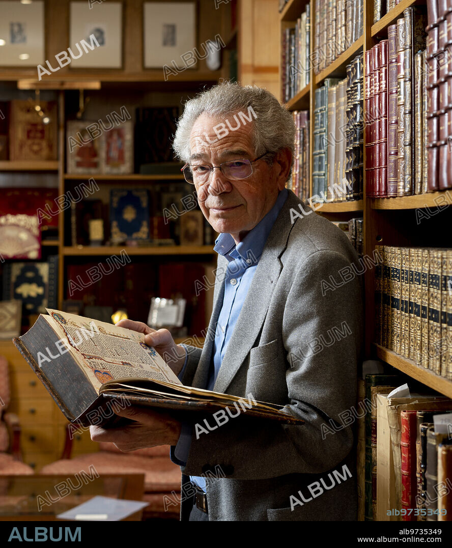 Madrid, 17/12/2019. Reportaje sobre librerías de viejo de Madrid. Entrevista a Guillermo Blázquez propietario de la Libreria de libros antiguos Blázquez.  Foto: © IGNACIO GIL. ARCHDC.
